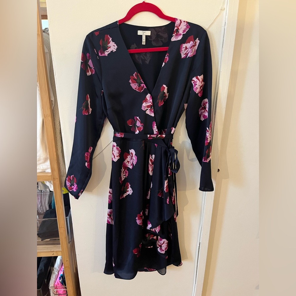 Joie Miltona Floral Wrap Dress Midnight - Picture 6 of 8